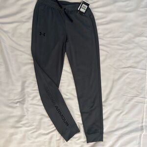 Under Armour boys size – NWT